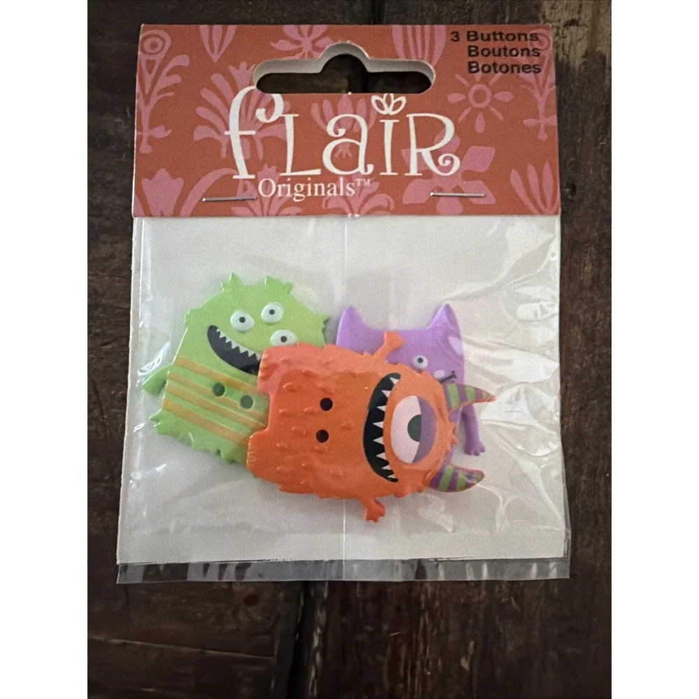 Lot Of 5 Packs Of Fun‎ Buttons